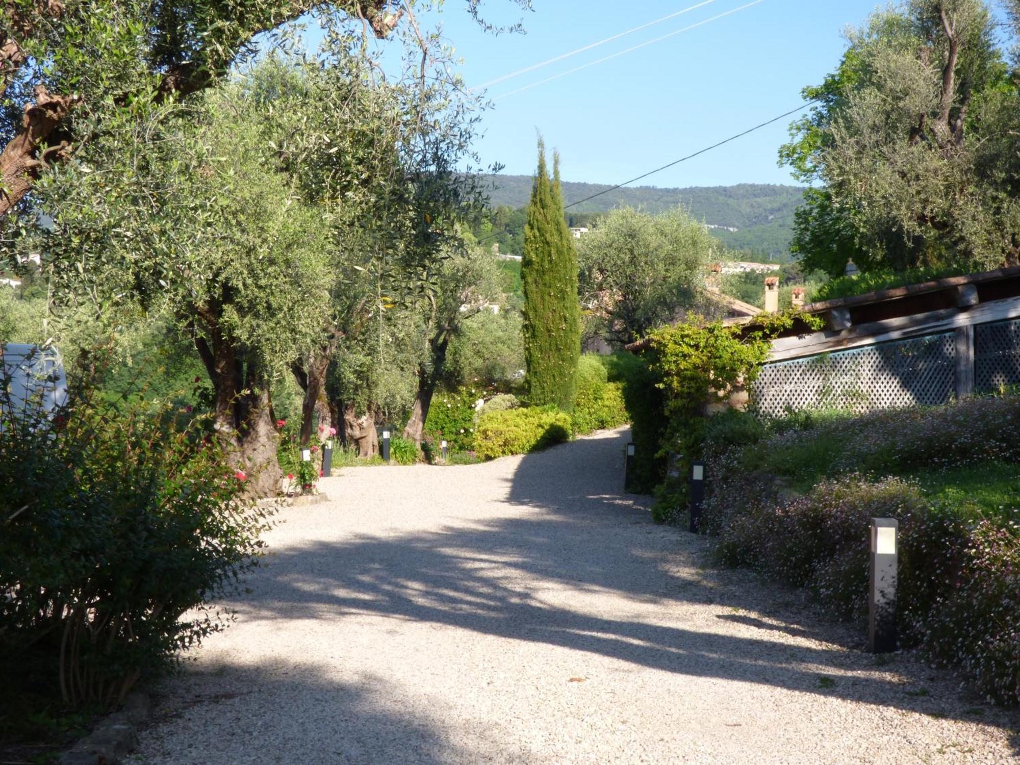 Apartment Cezanne With Heated Pool And Private Garden Chateauneuf-Grasse Exterior foto